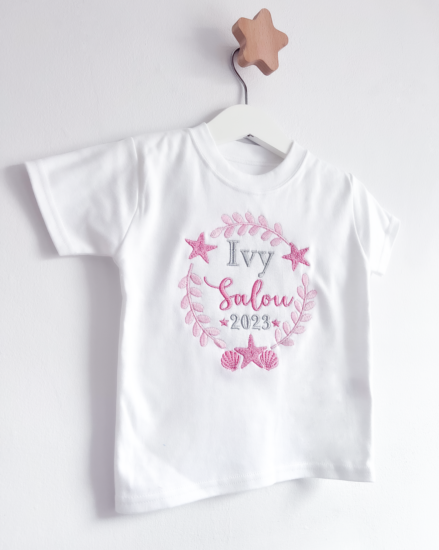 Embroidered Holiday Clam T-shirt