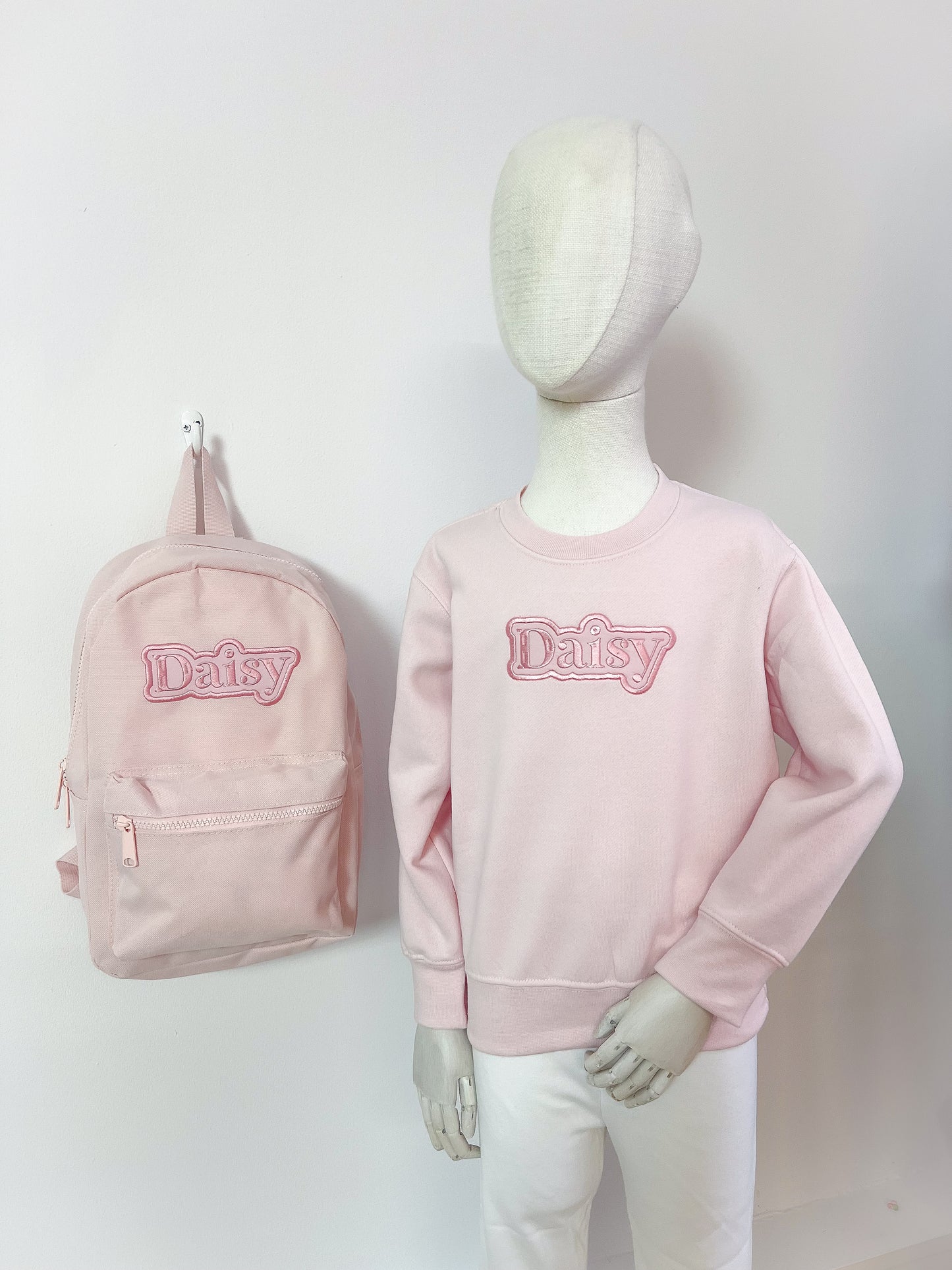 Bubble Name - Embroidered Sweatshirt / Jumper